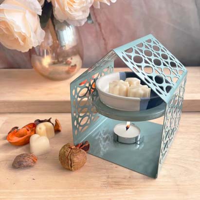 House Shaped Metal Aroma Diffuser with Ceramic Burner Plate