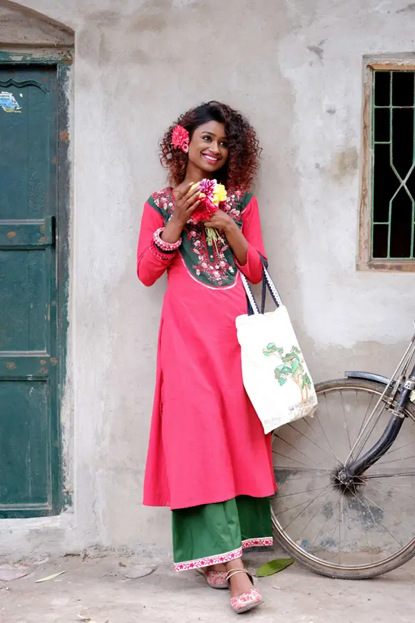 Black Rose Kurta Set